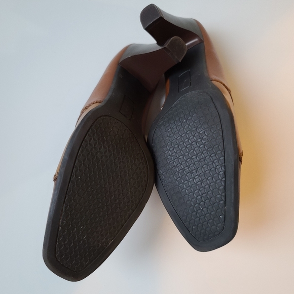 Studio Works Heels - Picture 4 of 8